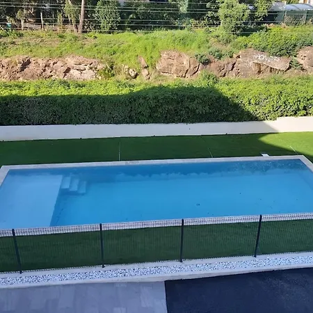 Spacious With Pool Near The Sea Saint-Raphaël